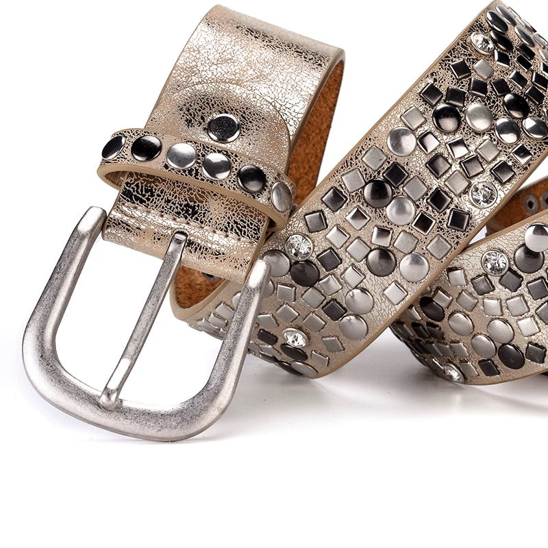 CLASSIC STUD BELT
