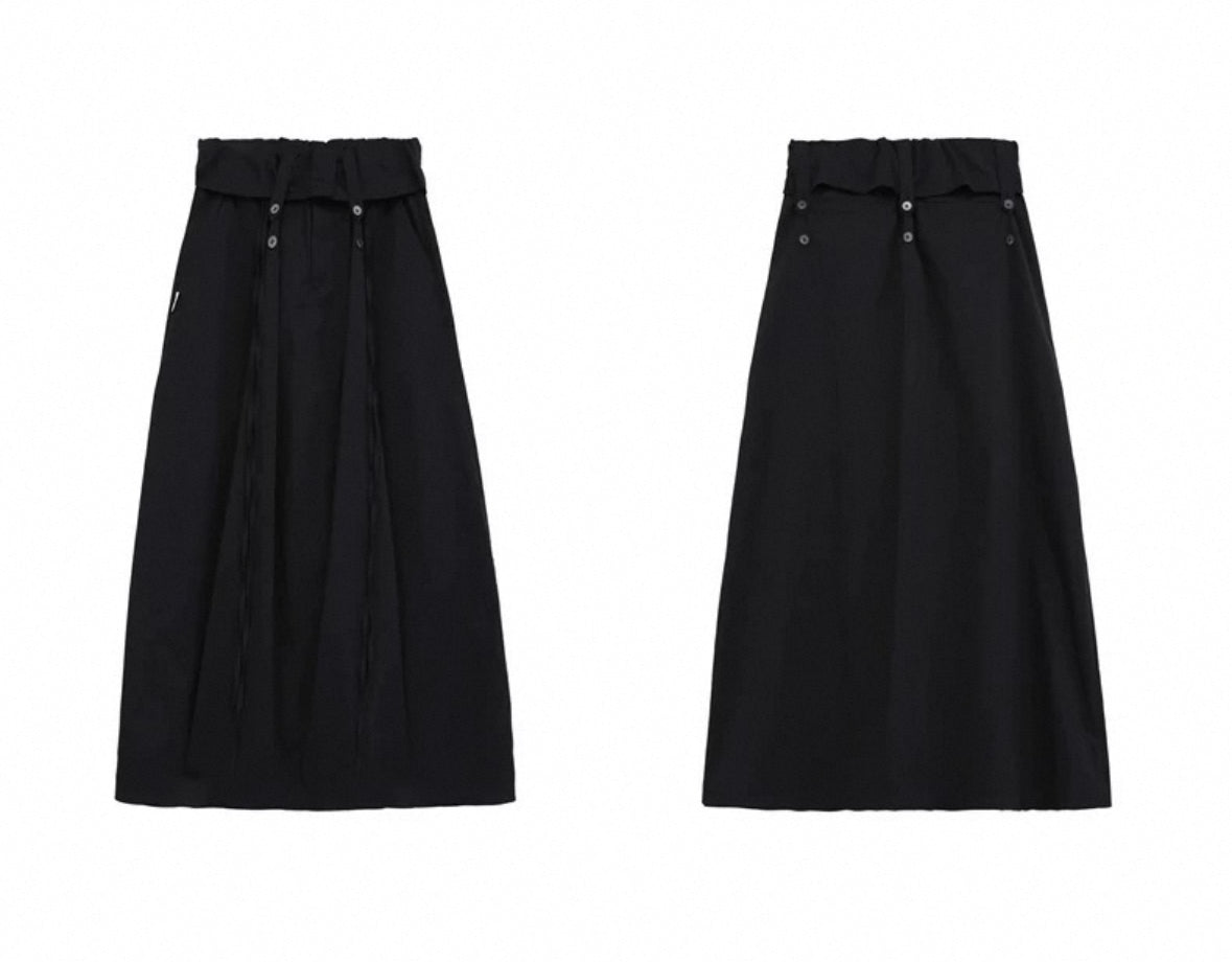 STATIC DRAPE SKIRT