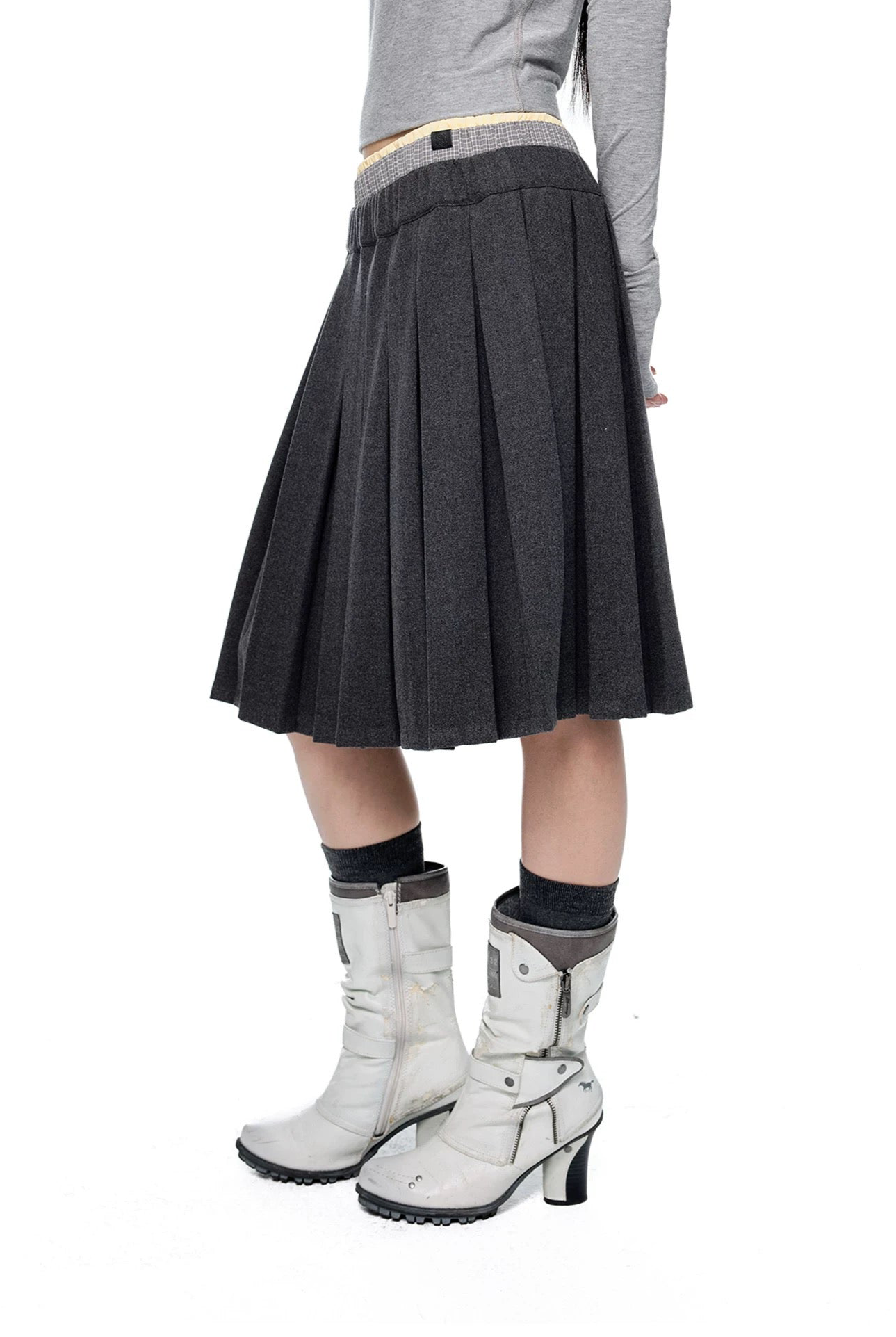 WAIST-LAYERED PLEATED SKIRT