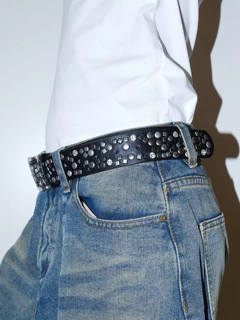 CLASSIC STUD BELT
