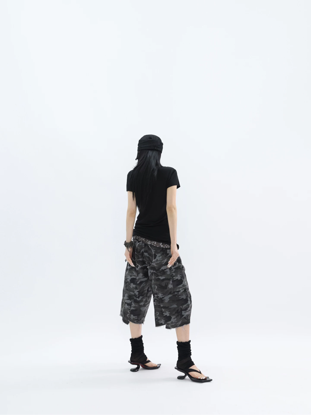 CAMO CARGO SHORTS