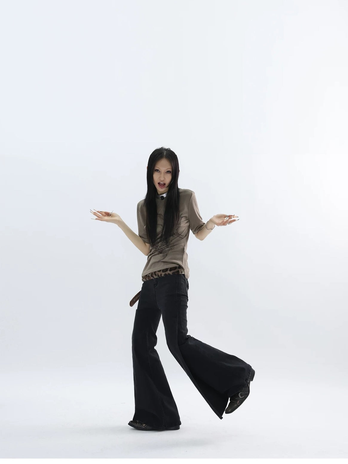 BLACK FLARE DENIM