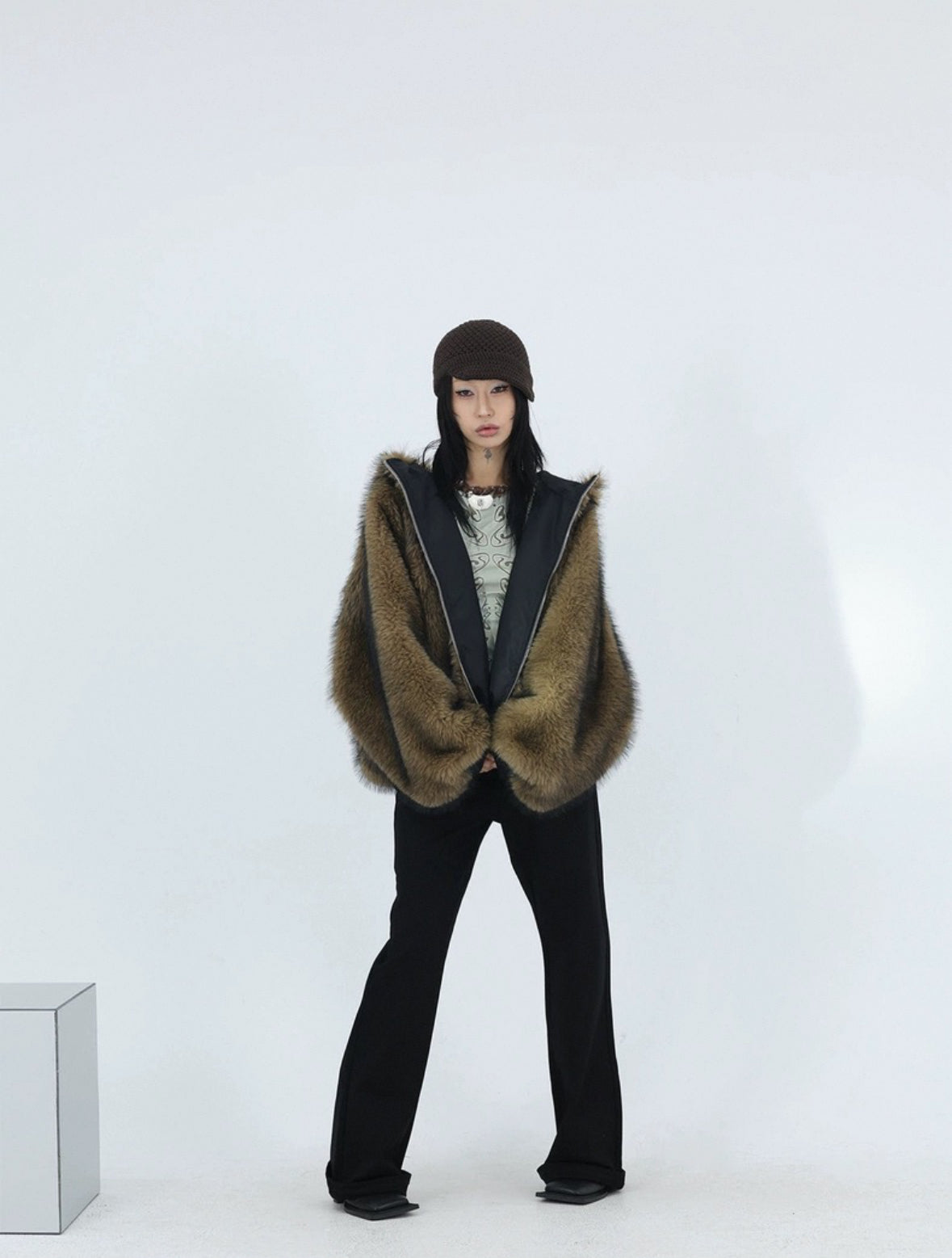 HYBRID FUR BOMBER