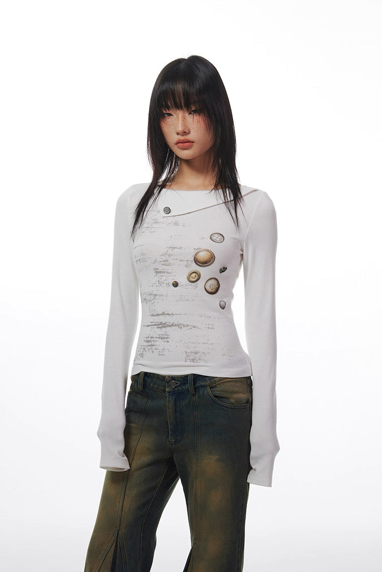BUTTON DETAIL TEE