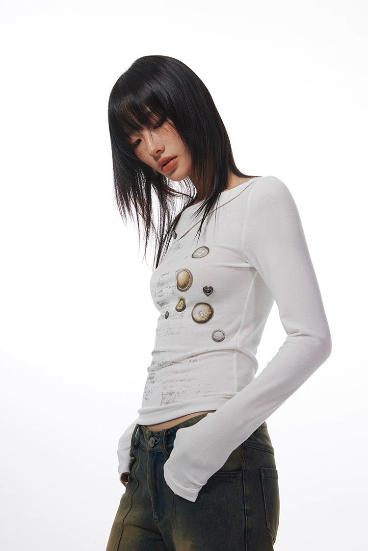 BUTTON DETAIL TEE