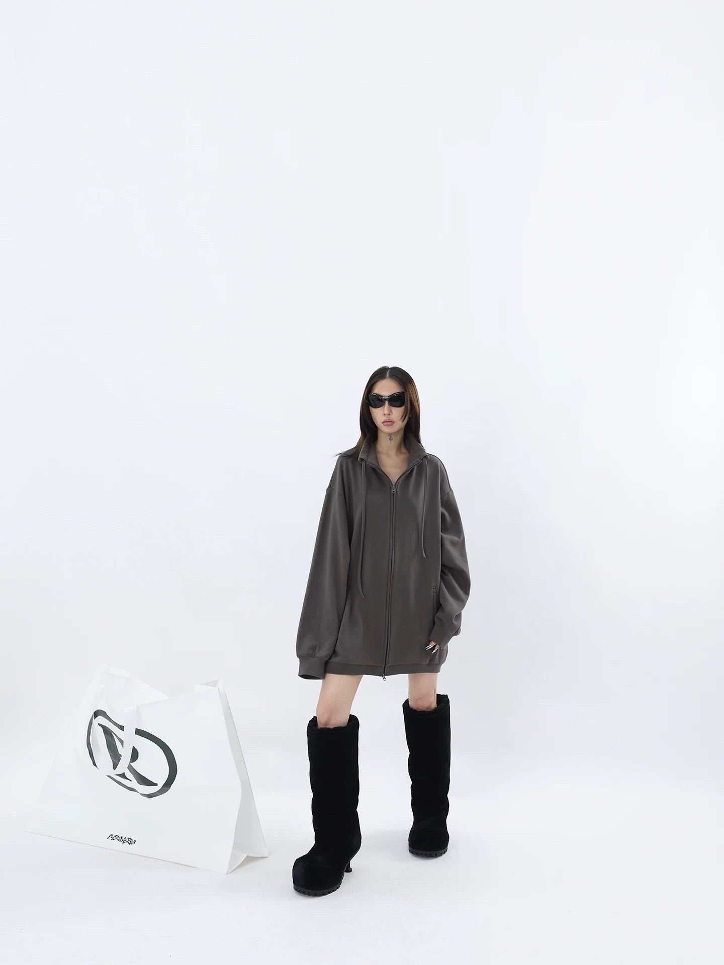 HEAVY DRAWSTRING HOODIE