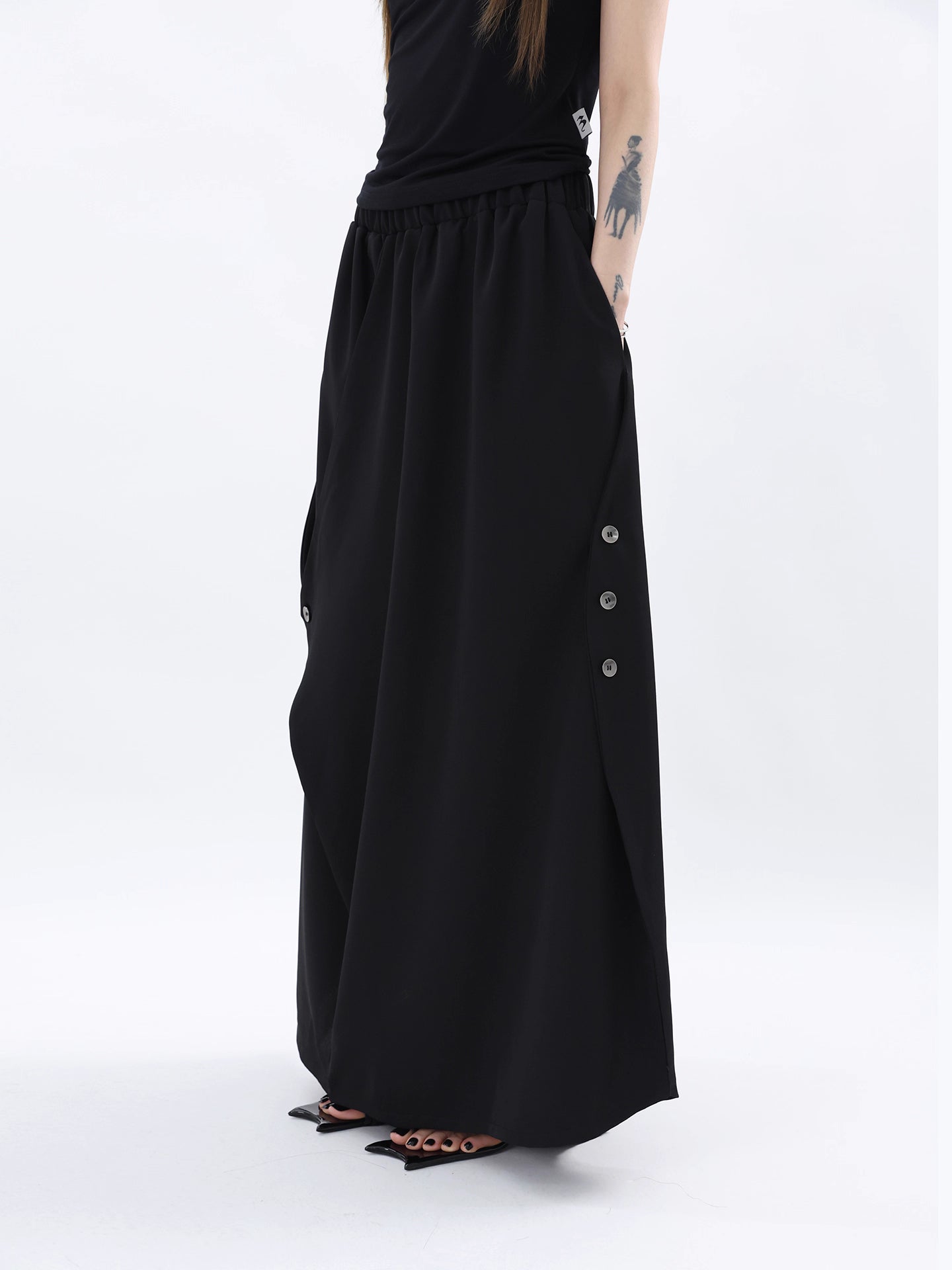 ASYMMETRIC SUIT SKIRT