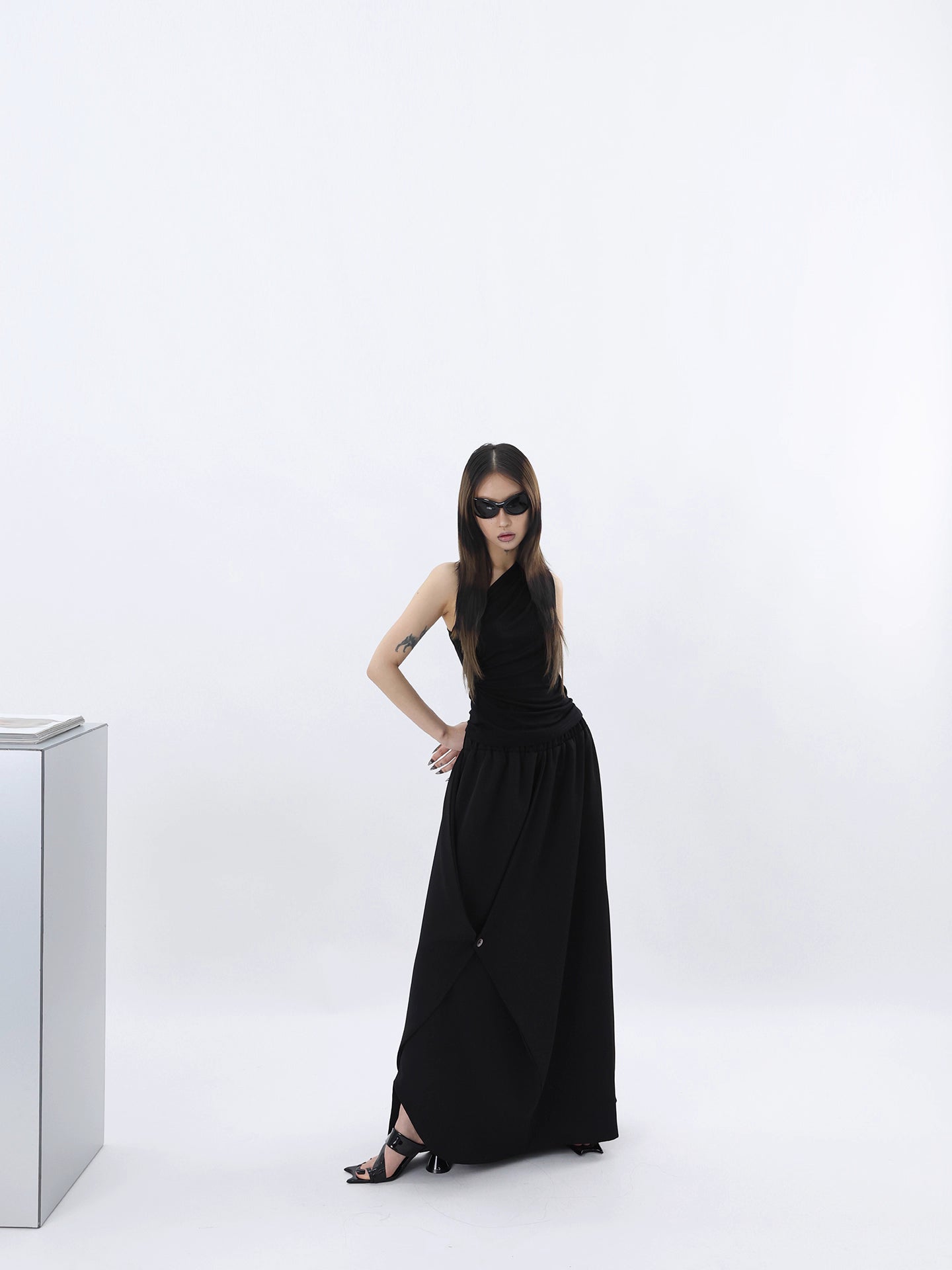 ASYMMETRIC SUIT SKIRT