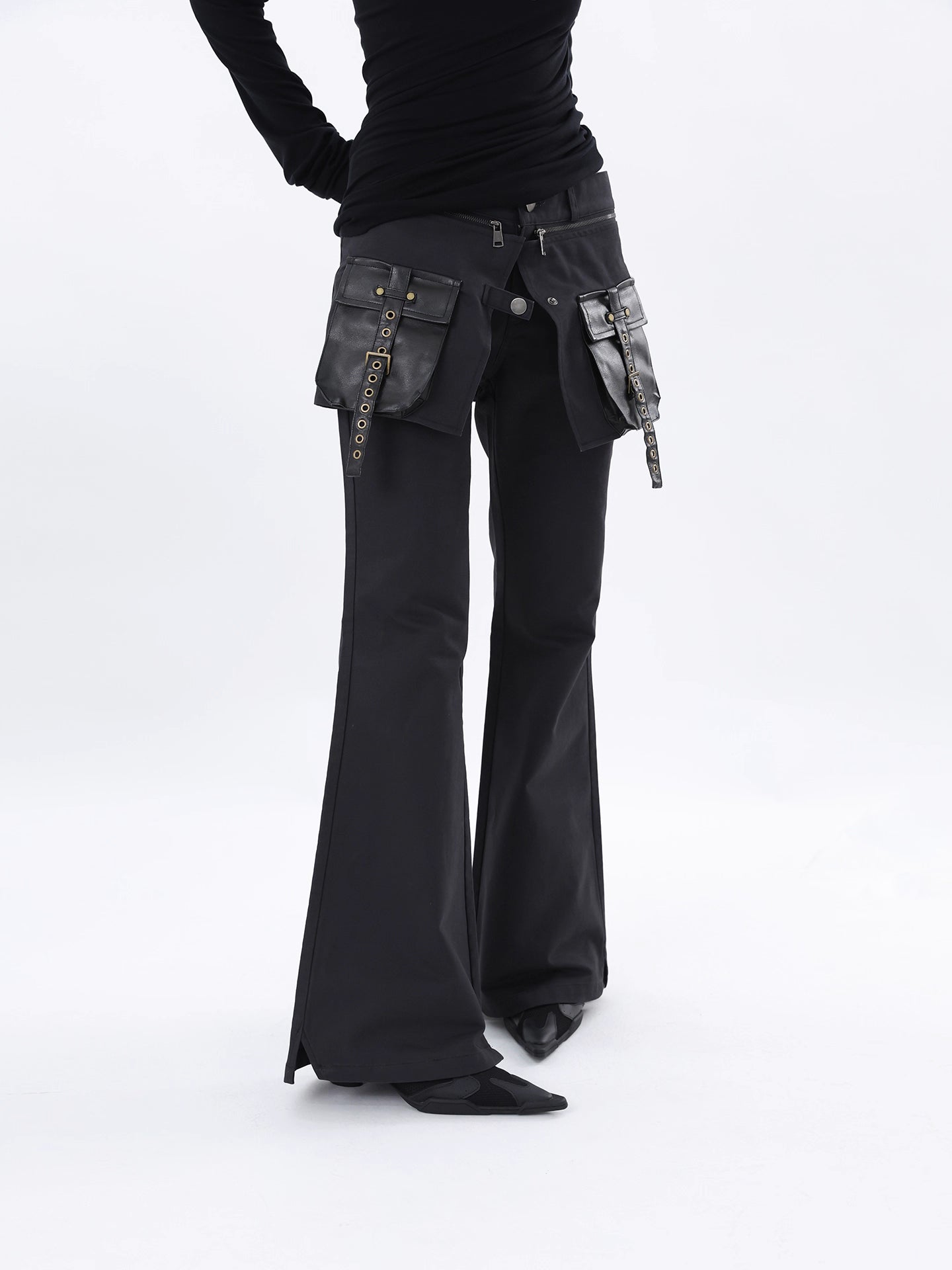 DECONSTRUCT FLARE PANTS