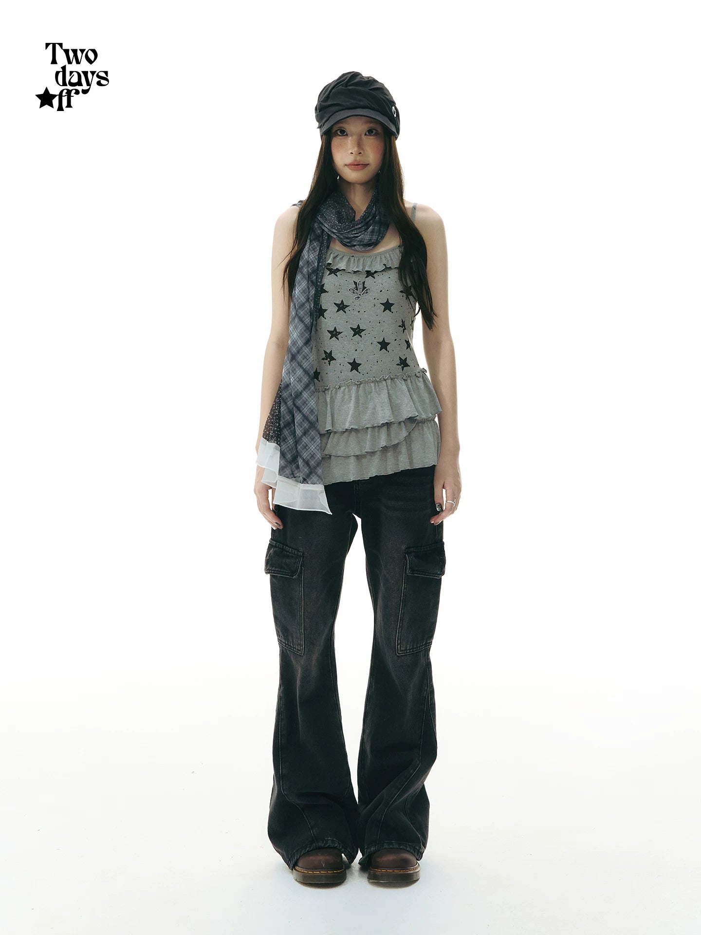 STAR PRINT RUFFLE CAMISOLE TOP