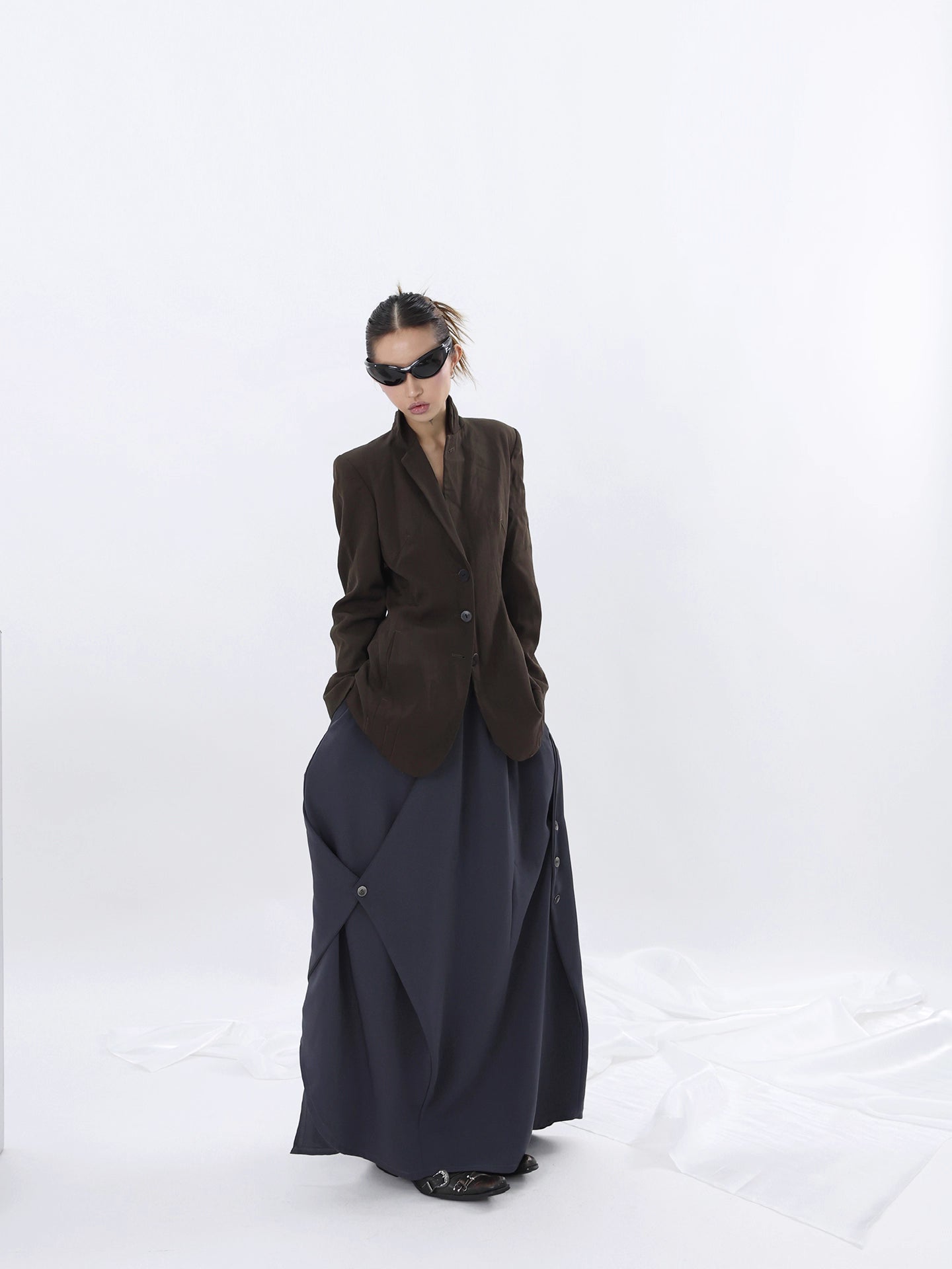 ASYMMETRIC SUIT SKIRT