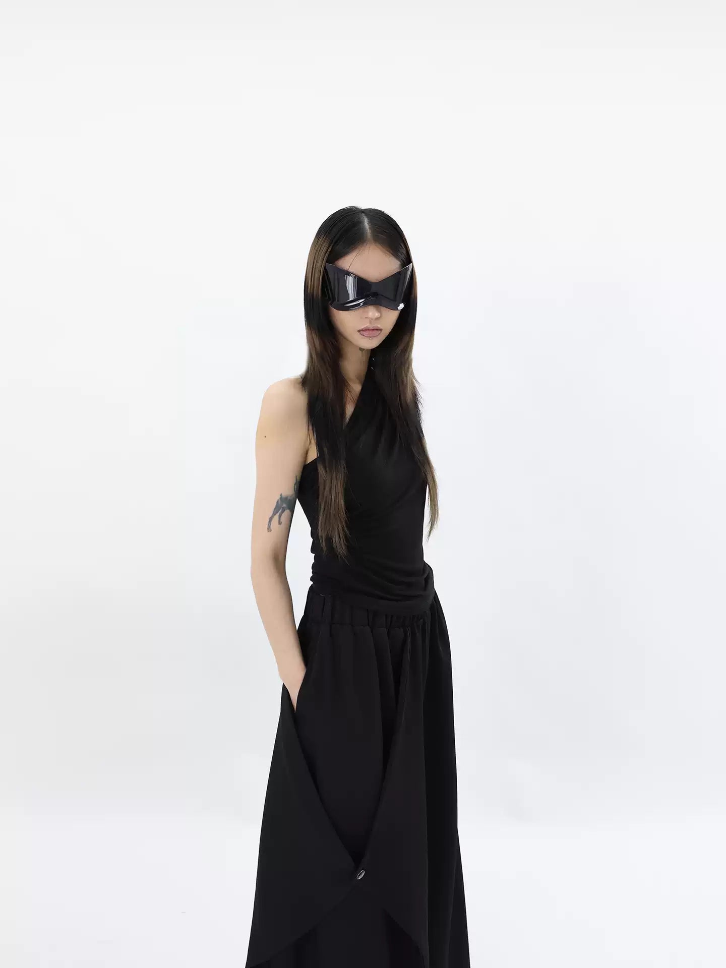DETACH HOODED VEST