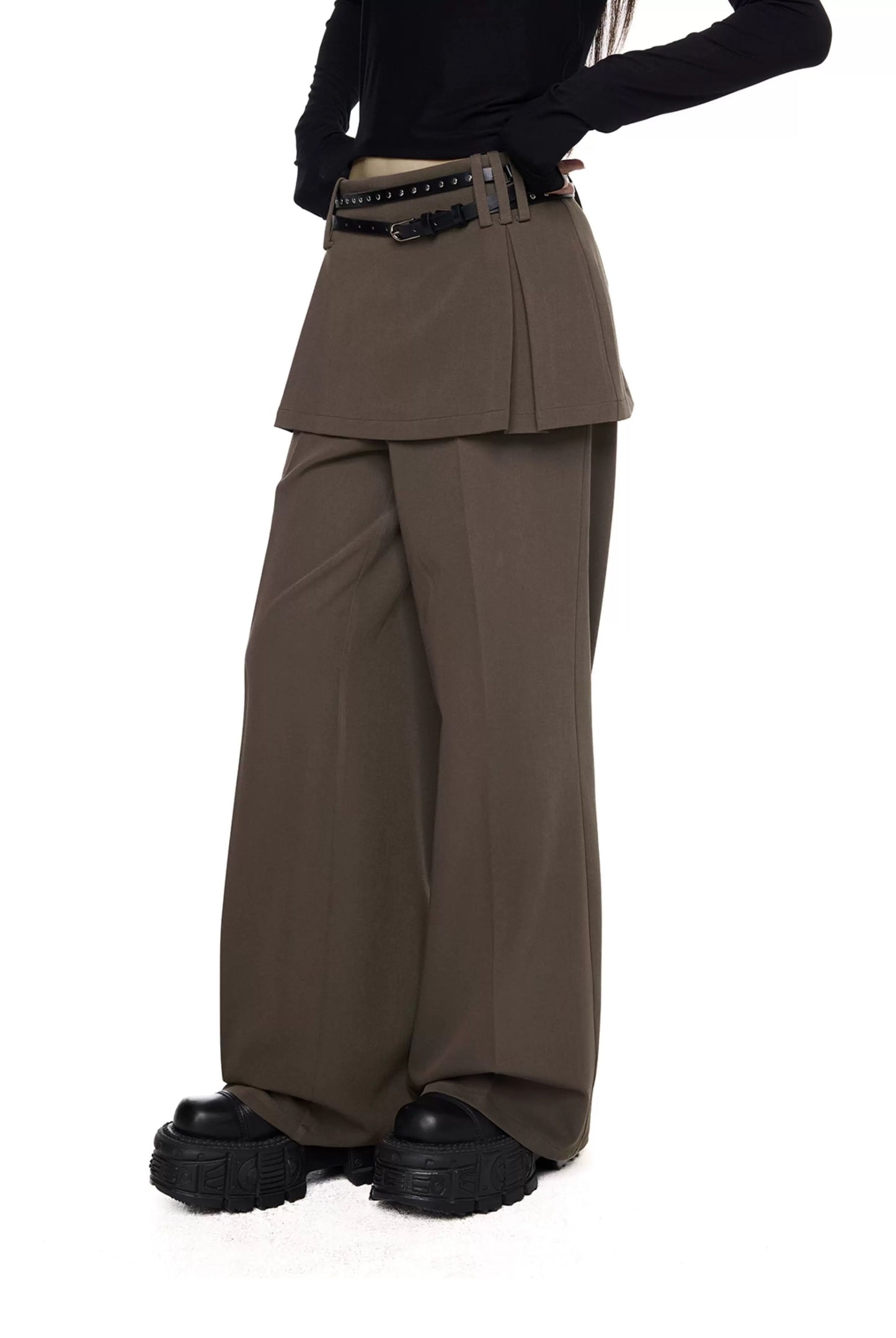 SPLIT FORM TROUSERS
