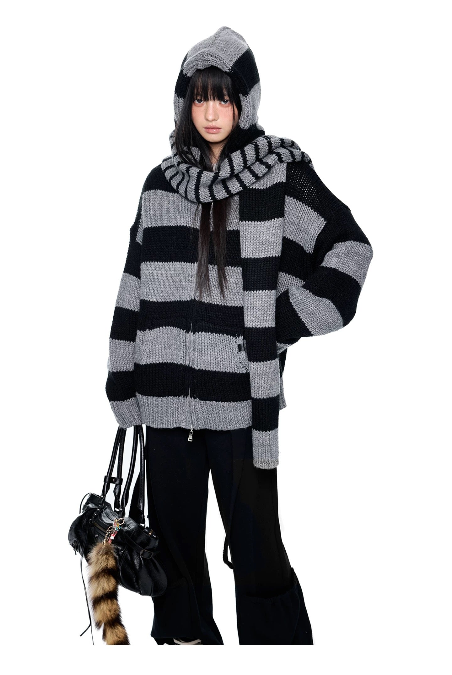 STRIPED HOODED SWEATER