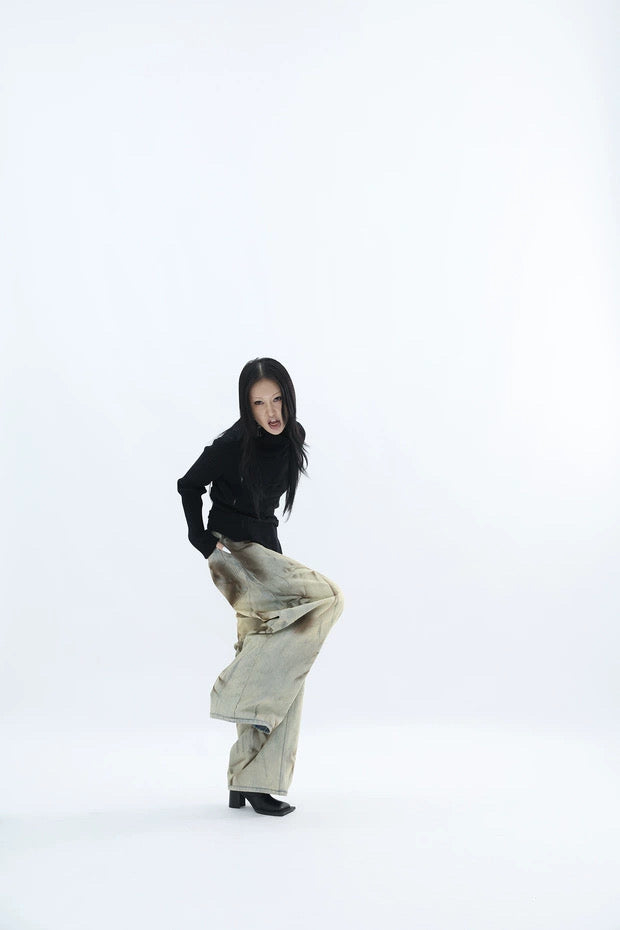 ASYMMETRY HIGH NECK SWEATER