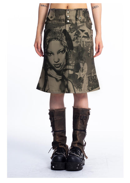 [4RE1GN] Vintage Graffiti Star Print Midi Skirt