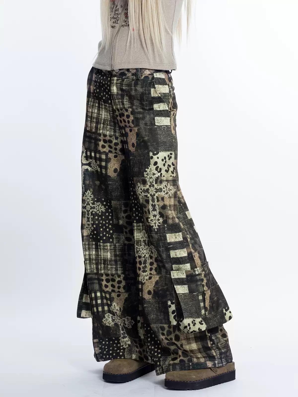 [4RE1GN] Patchwork Plaid Leopard Cross Printed Pants