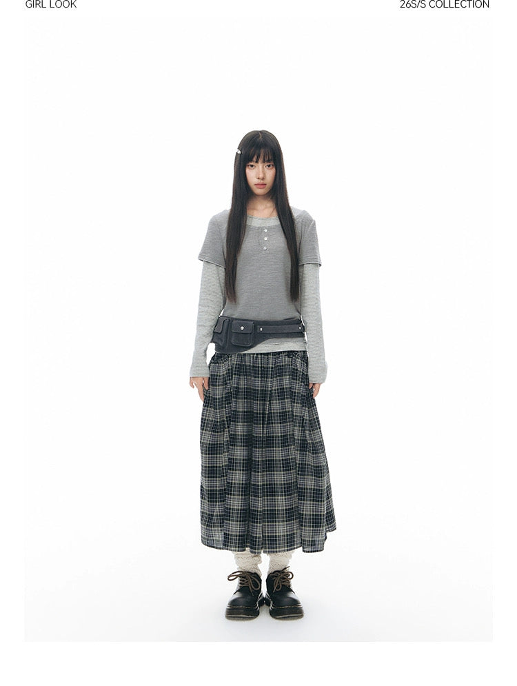BUTTON FRONT WAVE SKIRT