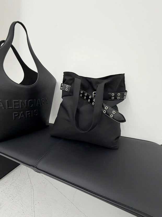 LARGE BUCKLE TOTE BAG