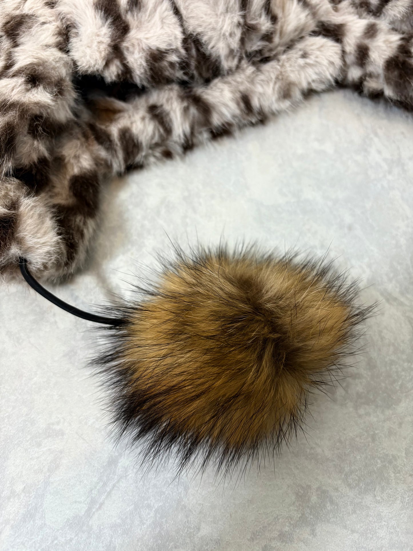 LEOPARD PLUSH CAP &amp; BELT