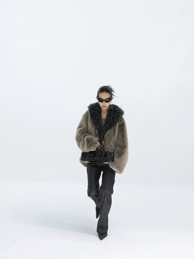 THICK FUR COLLAR COAT