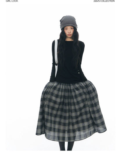 BUTTON FRONT WAVE SKIRT