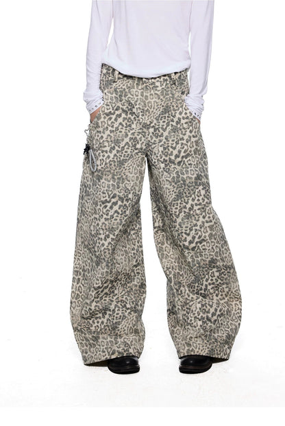 LOW-SWELL LEOPARD PANTS