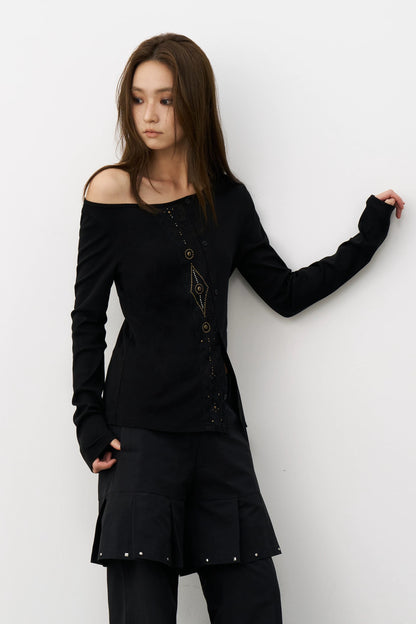 GEOMETRIC BEADED TOP