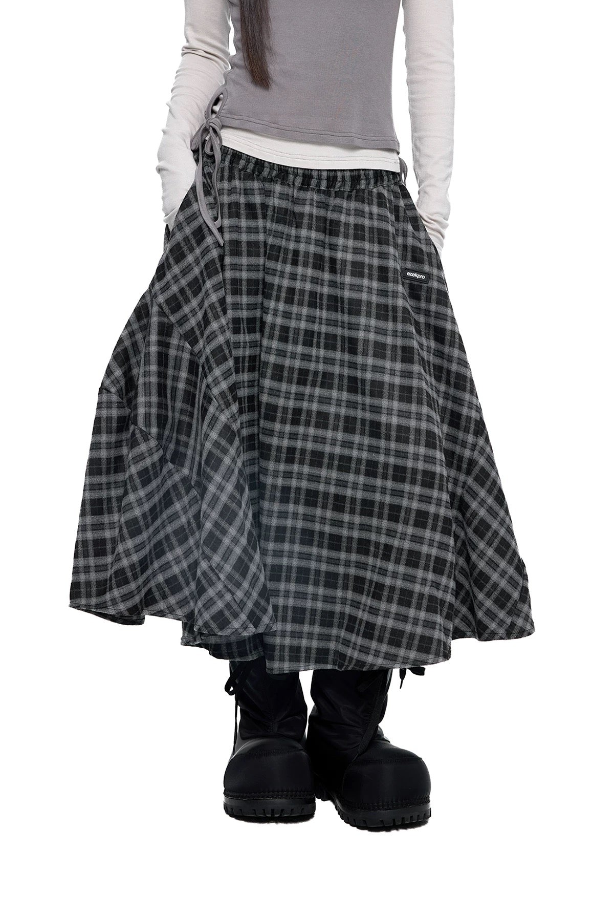PLAID PLEATED SKIRT