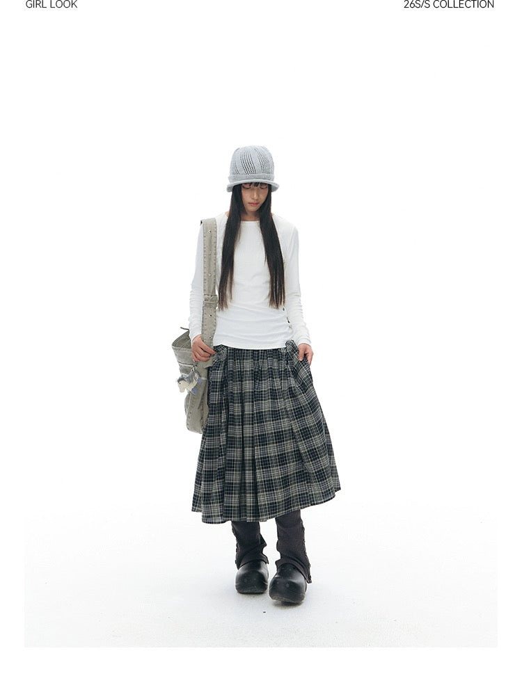 BUTTON FRONT WAVE SKIRT