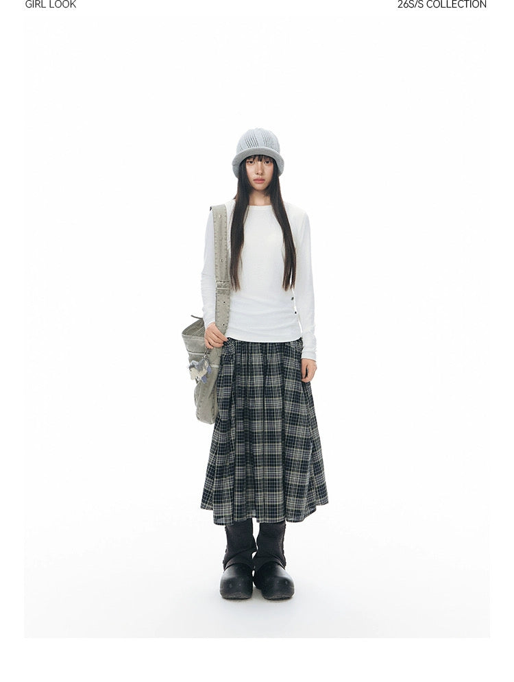 BUTTON FRONT WAVE SKIRT