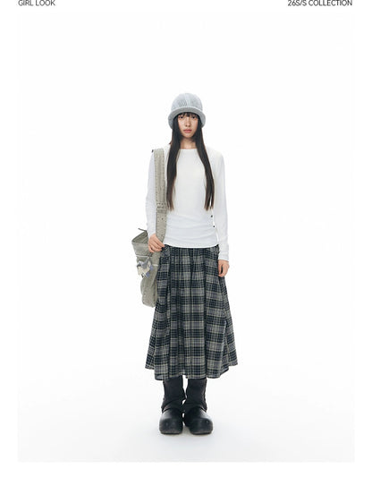 BUTTON FRONT WAVE SKIRT