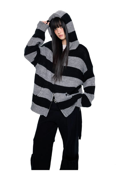 STRIPED HOODED SWEATER