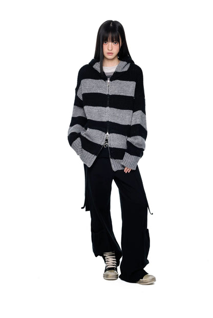 STRIPED HOODED SWEATER