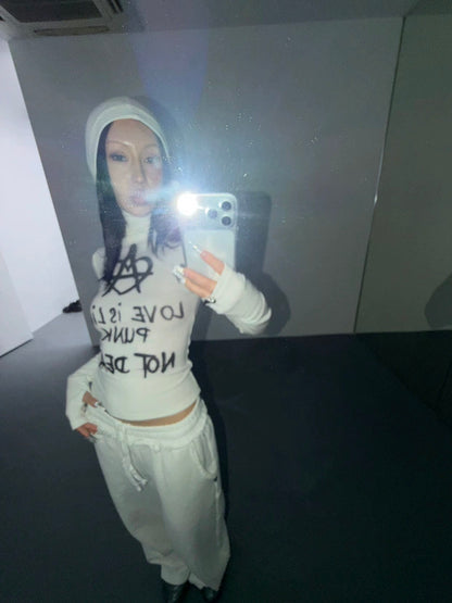 PUNK GRAFFITI HOODED TEE