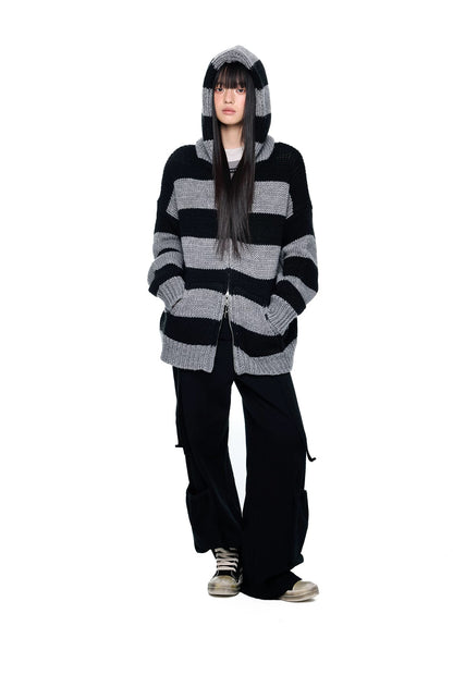 STRIPED HOODED SWEATER