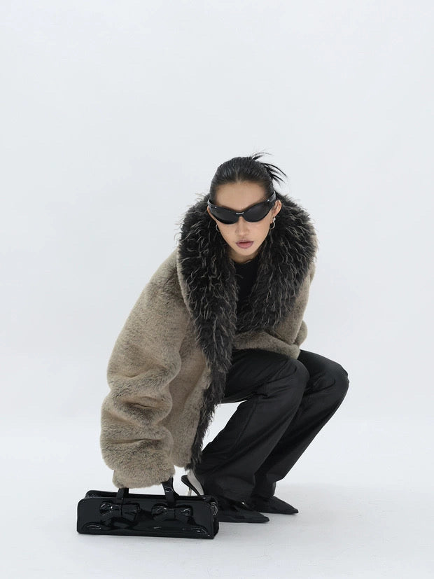 THICK FUR COLLAR COAT