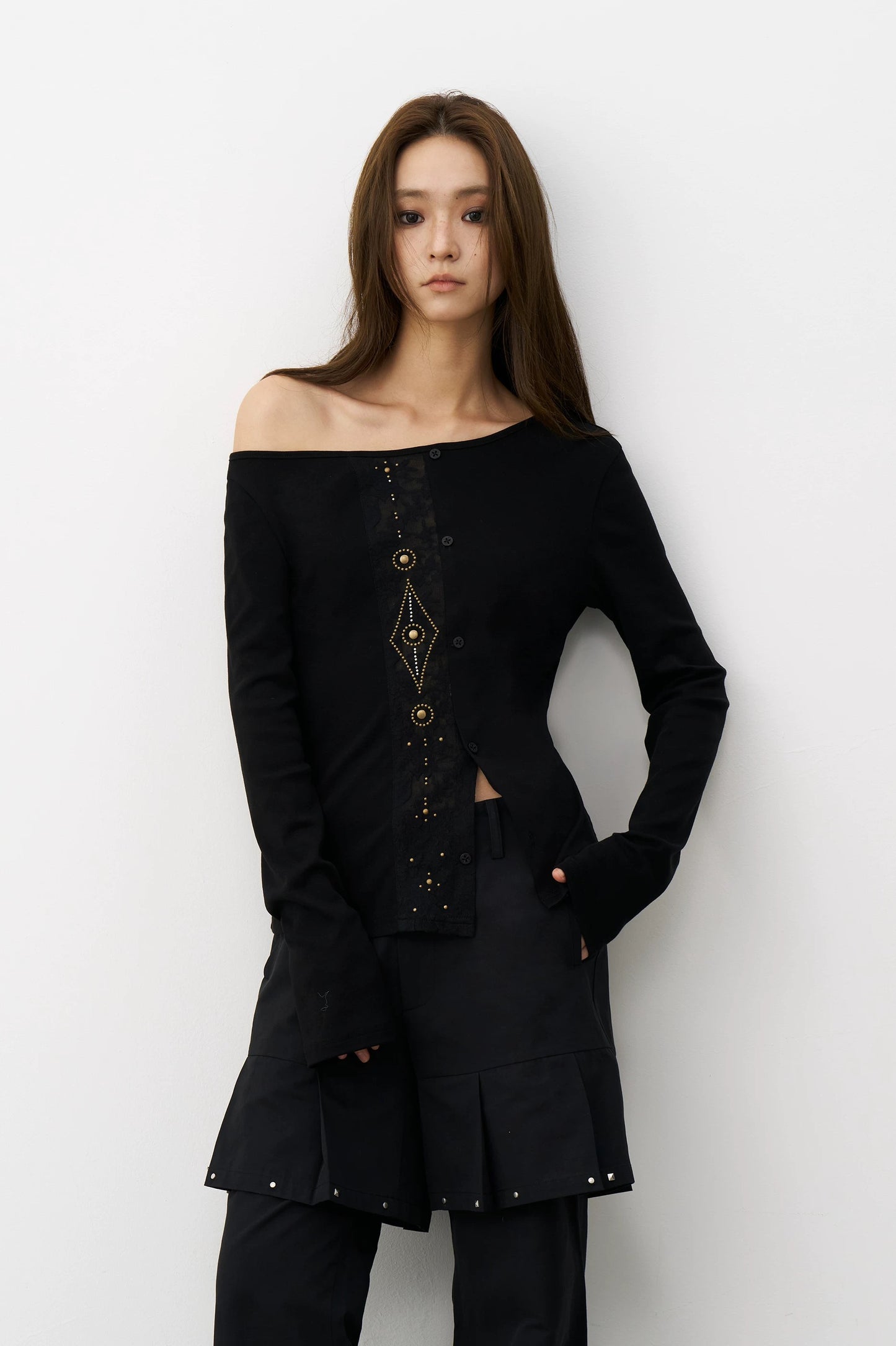 GEOMETRIC BEADED TOP