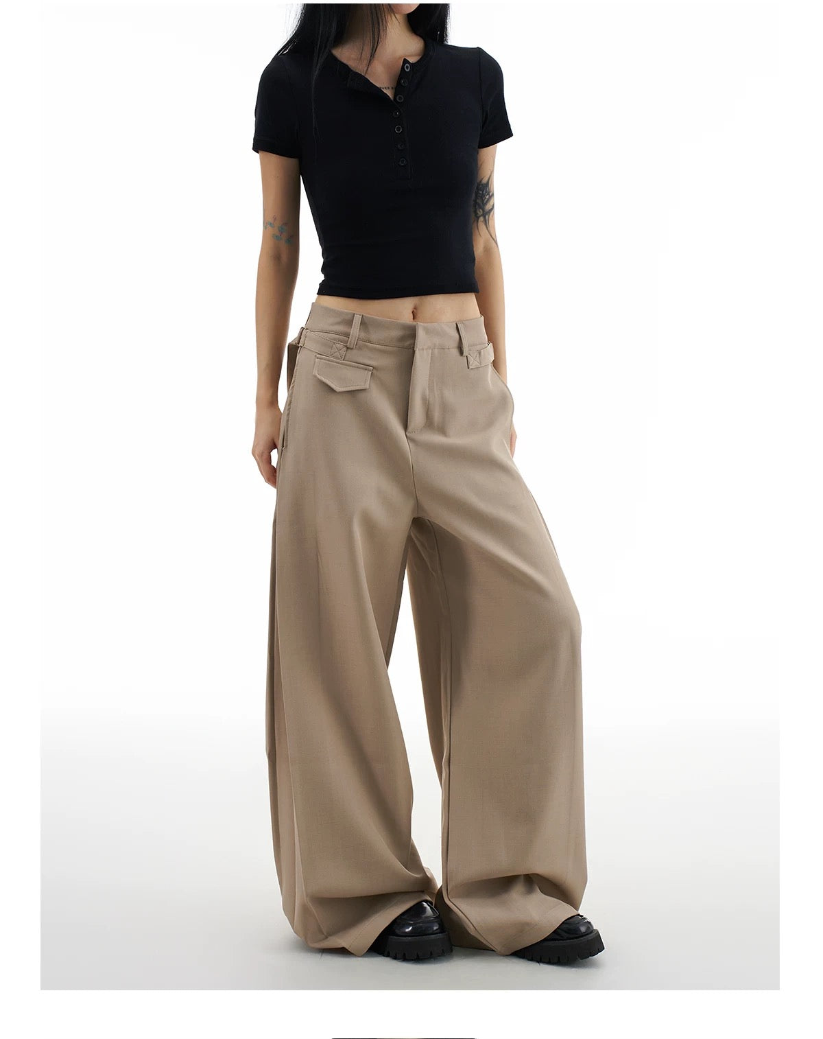 CHIC WIDE-LEG PANTS