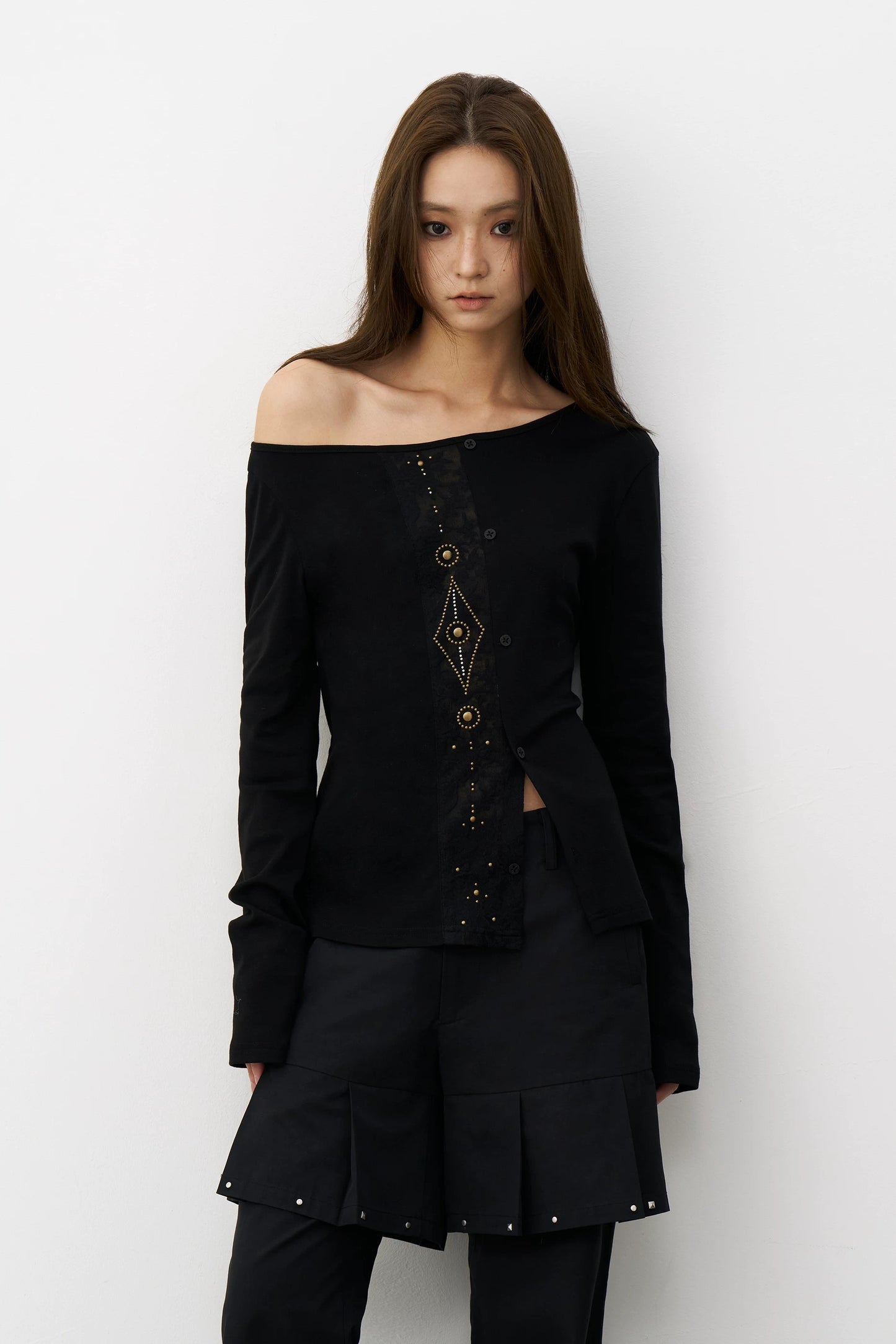 GEOMETRIC BEADED TOP