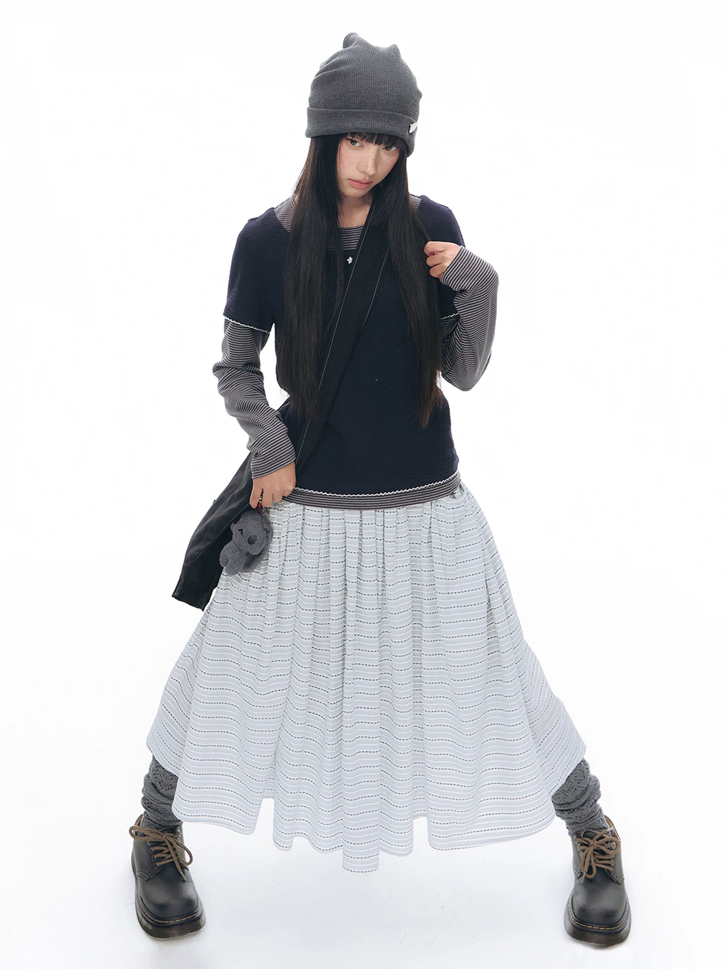 BUTTON FRONT WAVE SKIRT