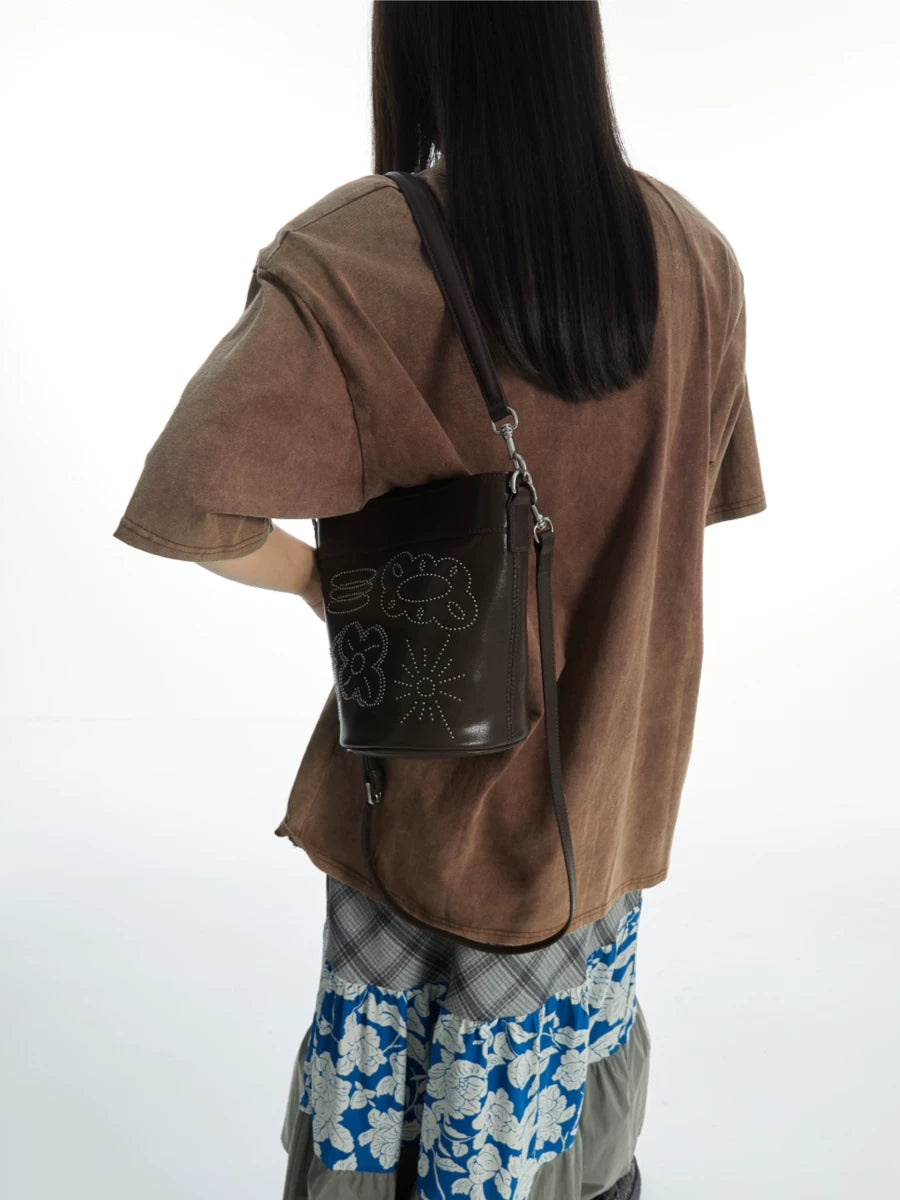 MINIMALIST FLORAL BUCKET BAG