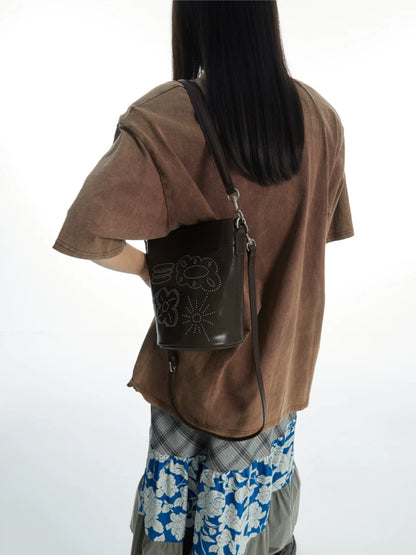 MINIMALIST FLORAL BUCKET BAG
