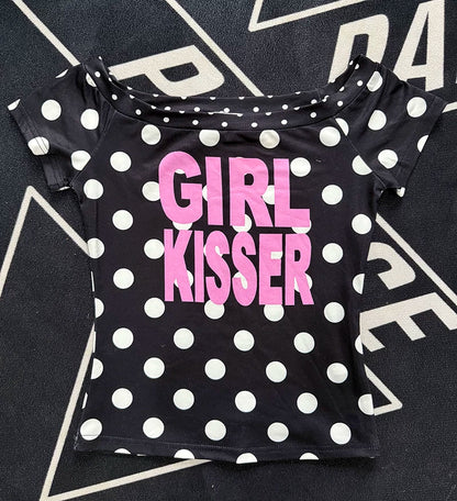 GIRL KISSER TEE
