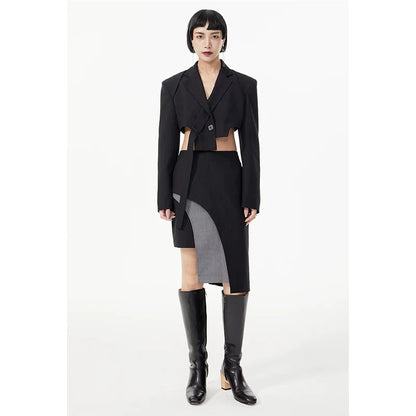 LAYERED SKIRT WITH CURVED HEM