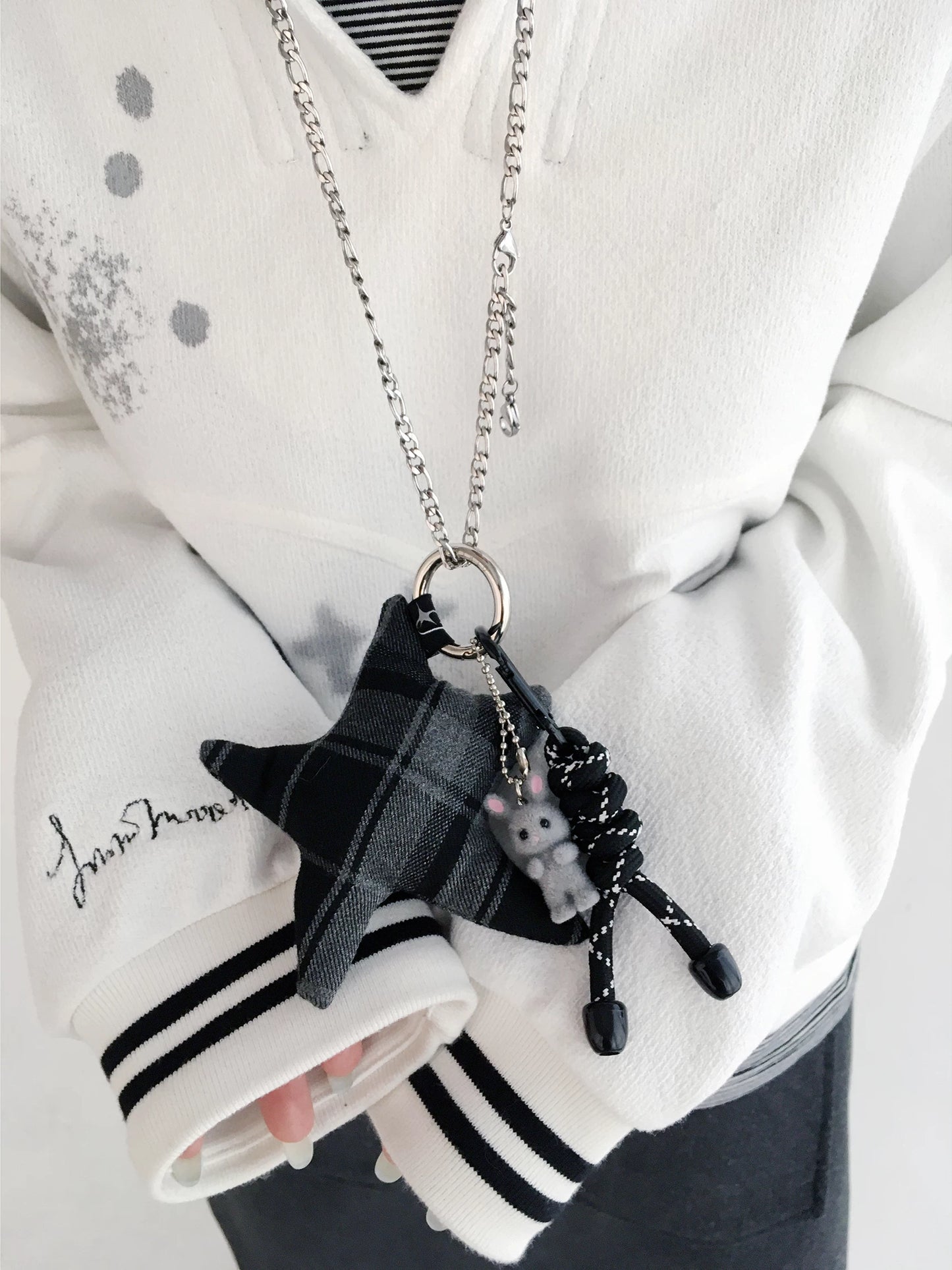 GRAY STAR RABBIT PENDANT NECKLACE