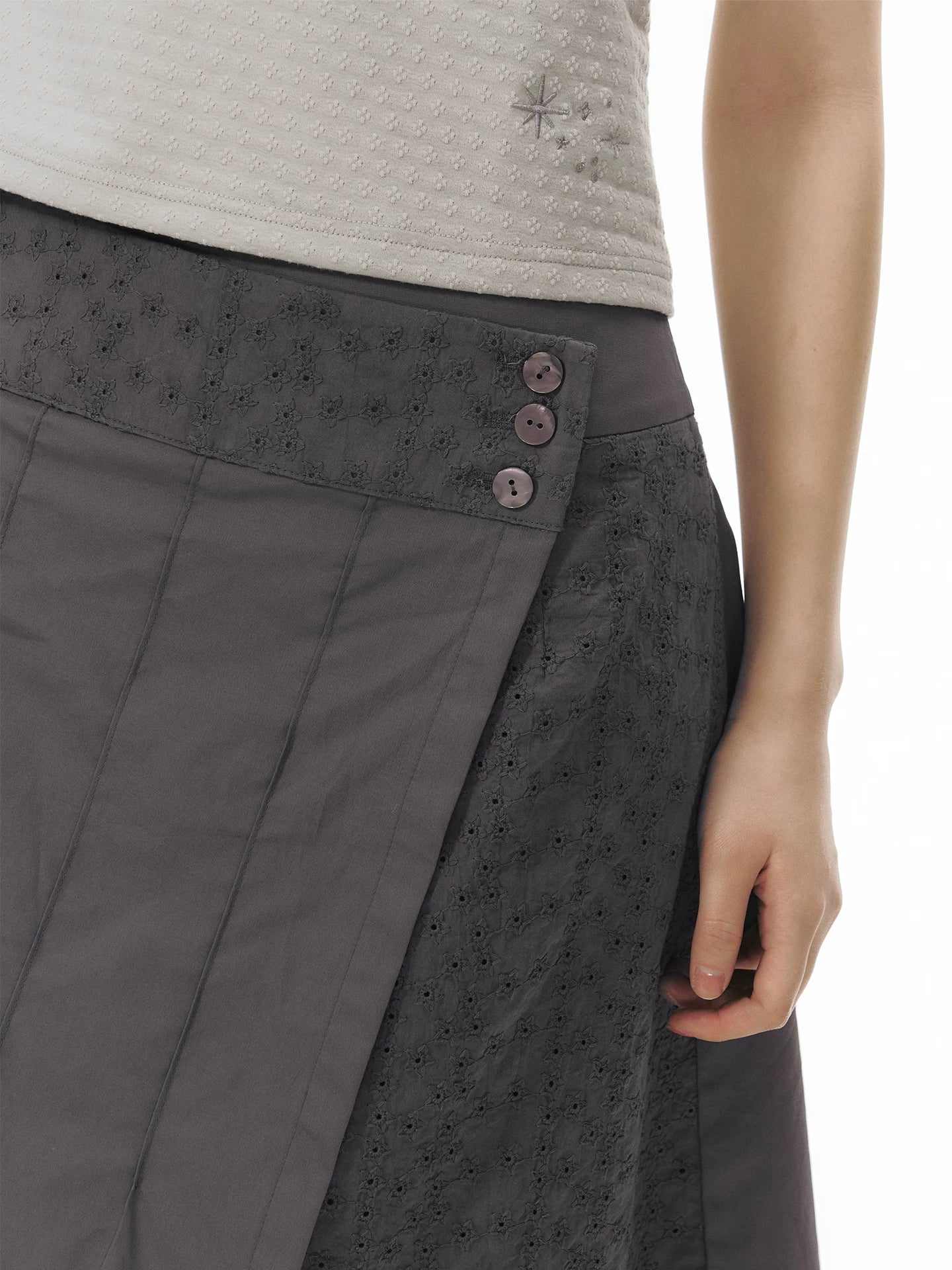 VINTAGE PLEATED HALF SKIRT