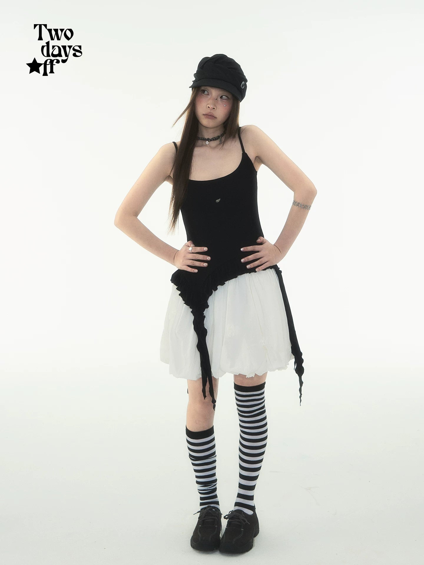 PLEATED COOL MIDI SKIRT