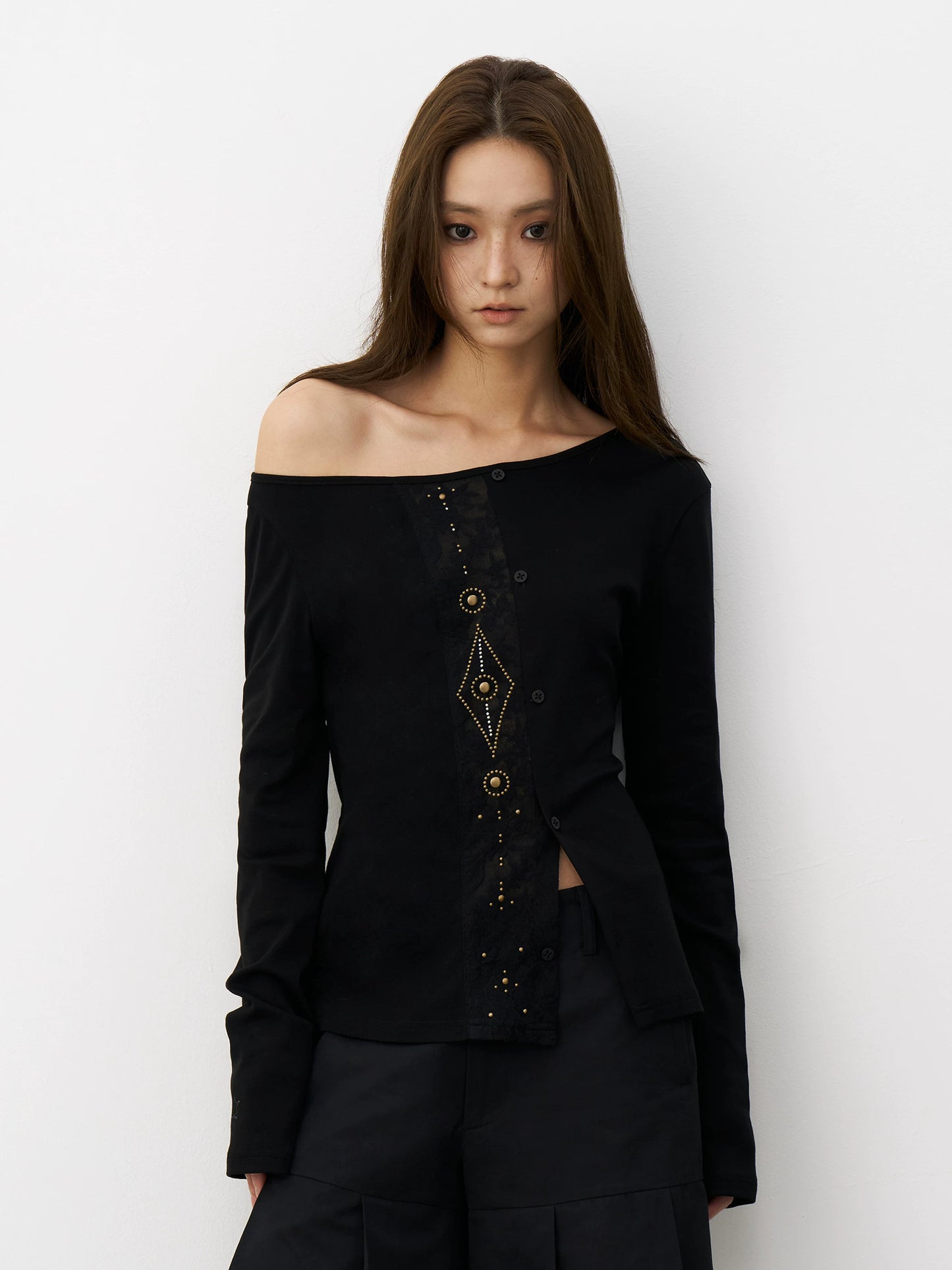 GEOMETRIC BEADED TOP