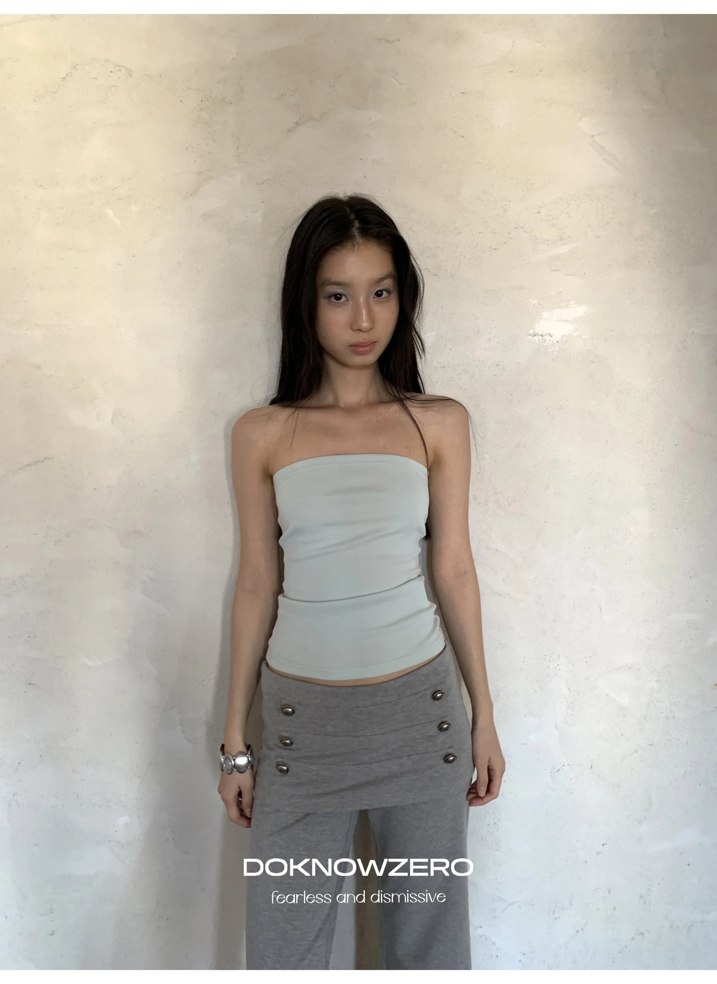 FITTED VERSATILE STRAIGHT-LEG PANTS